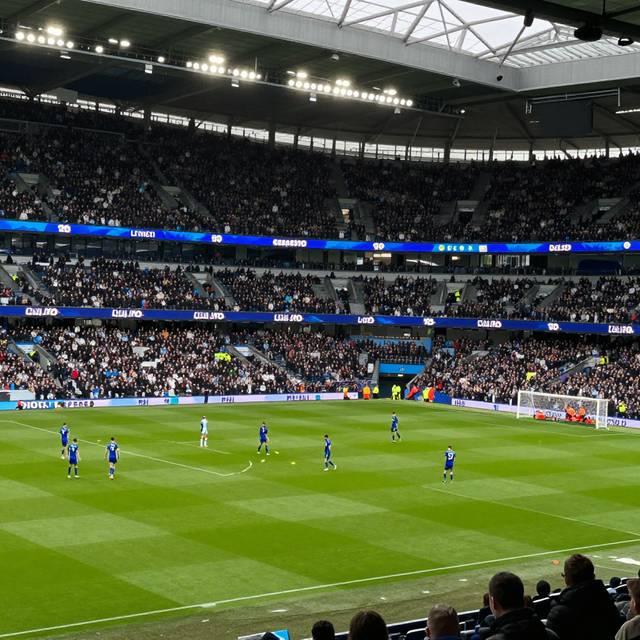 Leicester City FC: Vị Thế Bất Ổn và Hồi Hộp Chờ World Cup 2026
